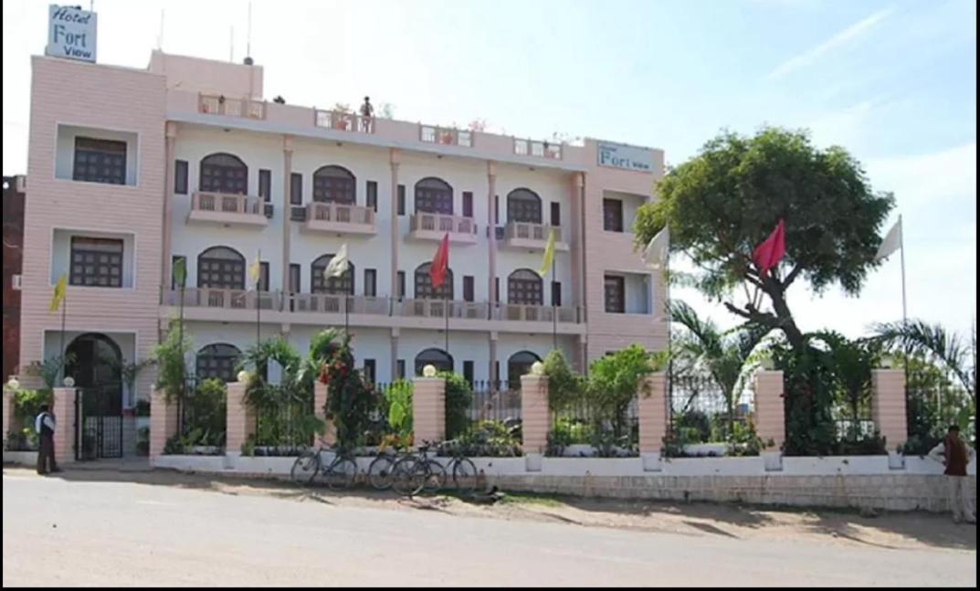 Hotel Fort View Tikamgarh Exterior foto
